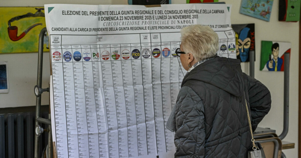 Elezioni regionali, urne aperte. Affluenza in calo: in Campania ha votato l’8,25%, in Puglia l’8,53% e il 10,10% in Veneto