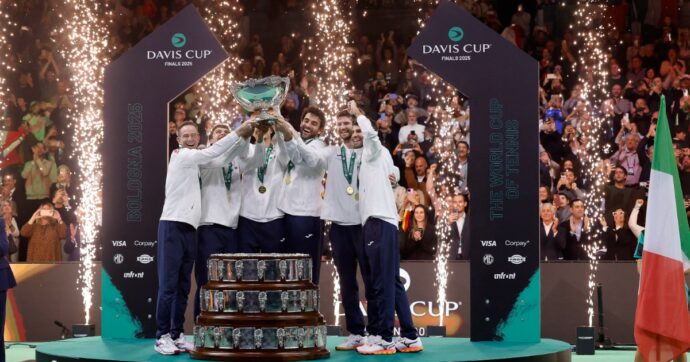 L’Italia fa la storia: vinta la terza Coppa Davis di fila, Cobolli e Berrettini battono la Spagna