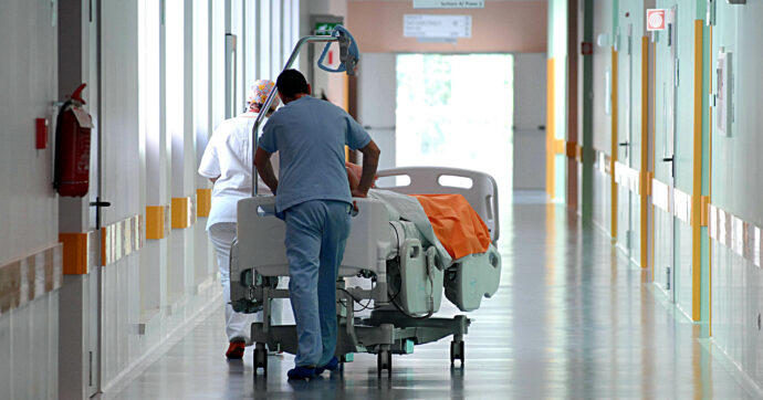 L’incredibile corto circuito sugli straordinari degli infermieri: ora gli ospedali devono restituire le trattenute di novembre