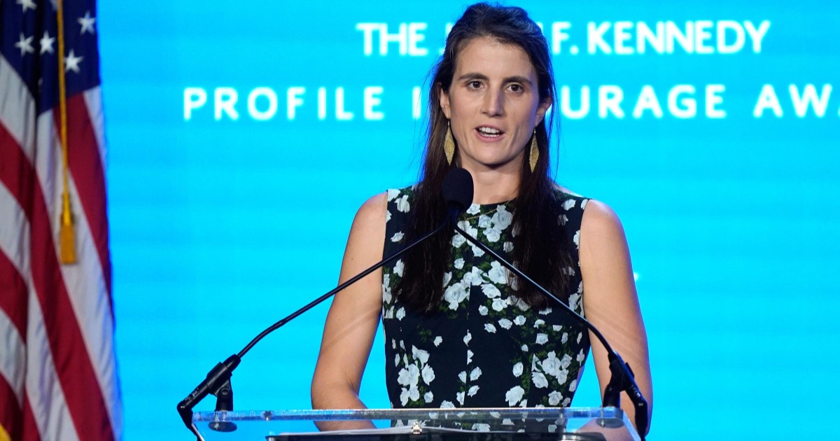 “Ho un cancro terminale e ho visto mio zio Bobby tagliare mezzo miliardo alla ricerca”, l’attacco della nipote di JFK allo zio Robert jr