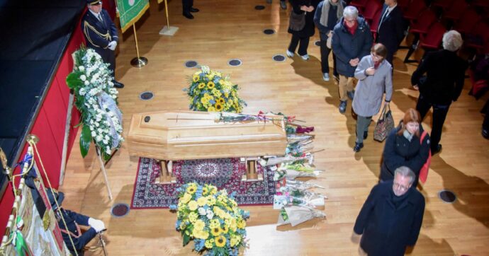 Ornella, ciao!: in 5mila per l’omaggio alla Vanoni