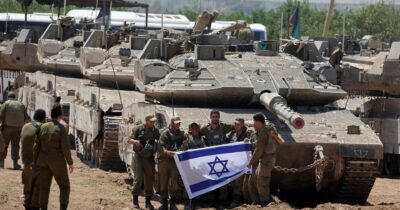 Copertina di Egitto-Israele Trafficanti di armi  usano i droni  per saltare il muro