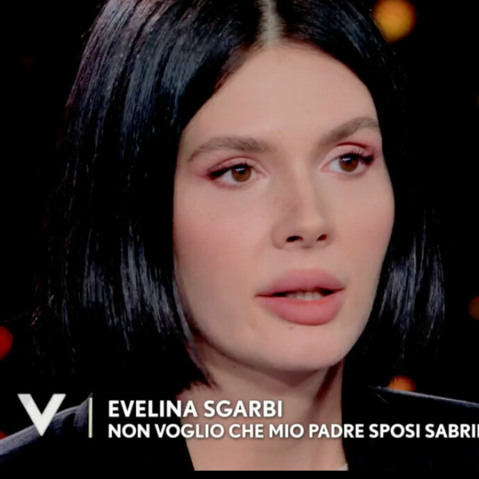 “Mio padre ha tentato il suicidio e ora lo stanno curando con il litio. Sono pronta a denunciare tutti, l’asticella dello schifo si alza sempre di più”: la figlia di Vittorio Sgarbi a “Verissimo”