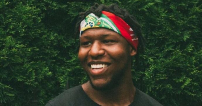 Si accascia sul ring e muore a 31 anni dopo un “incontro ad alto rischio”: mistero sul decesso di Isaac Johnson, aperta inchiesta