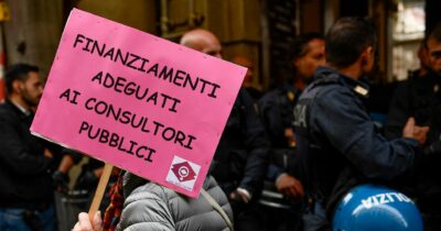 Copertina di Centri per maschi violenti: “Il governo taglia risorse, ma gli accessi ormai sono triplicati”