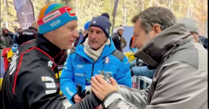 Dai comizi agli eventi, i treni restano in ritardo ma Salvini è sempre in giro