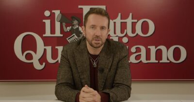 Copertina di “Il Fatto Quotidiano è libero e coraggioso, abbonatevi per voi, per noi e per la vera libertà di informazione”: l’appello di Scanzi