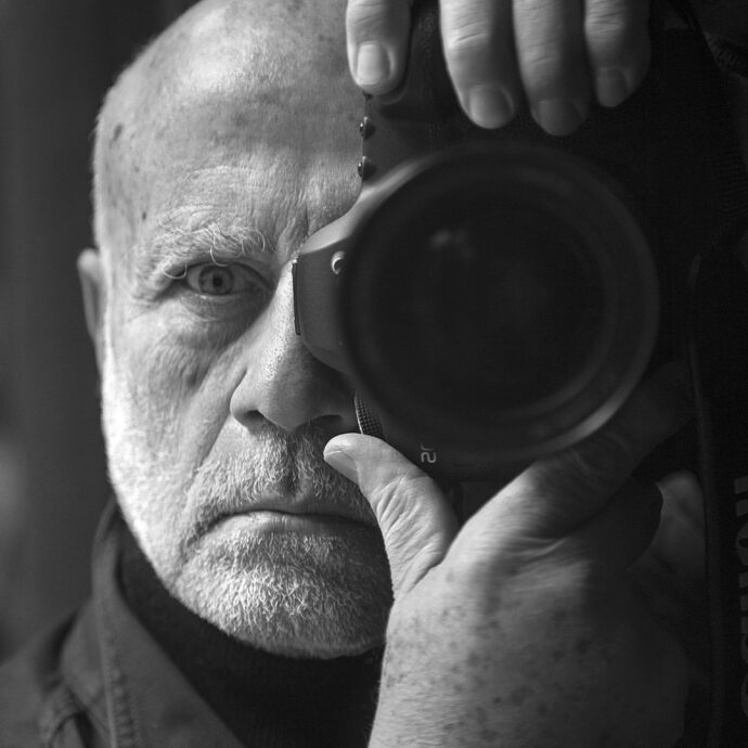 L’intervista: “Io, Sciascia, i selfie e D&G: ma la fotografia non  è arte”