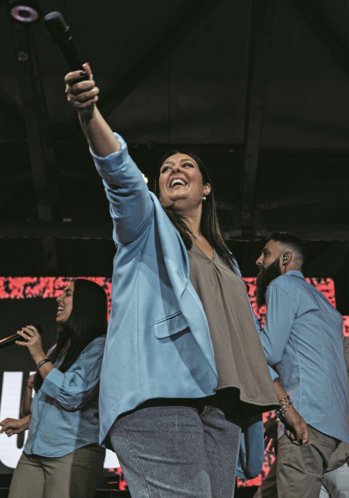 Ehi raga, fate un applauso a Dio! Il boom degli evangelici tra fede, soldi e politica