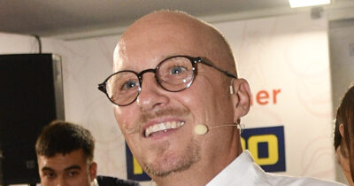 Copertina di “Bruno Vespa mi ha invitato a cucinare da lui in Puglia. Gentilissimo e paga sempre il conto. Rita Levi Montalcini mangiava poco, Ratzinger ha festeggiato 70 anni da me”: così chef Heinz Beck