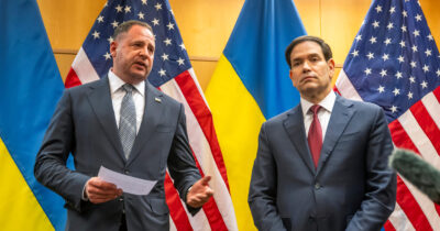 Copertina di Ucraina. Regioni contese, adesione alla Nato, dimensioni dell’esercito, elezioni: cosa prevede il piano di 19 punti dell’Ue