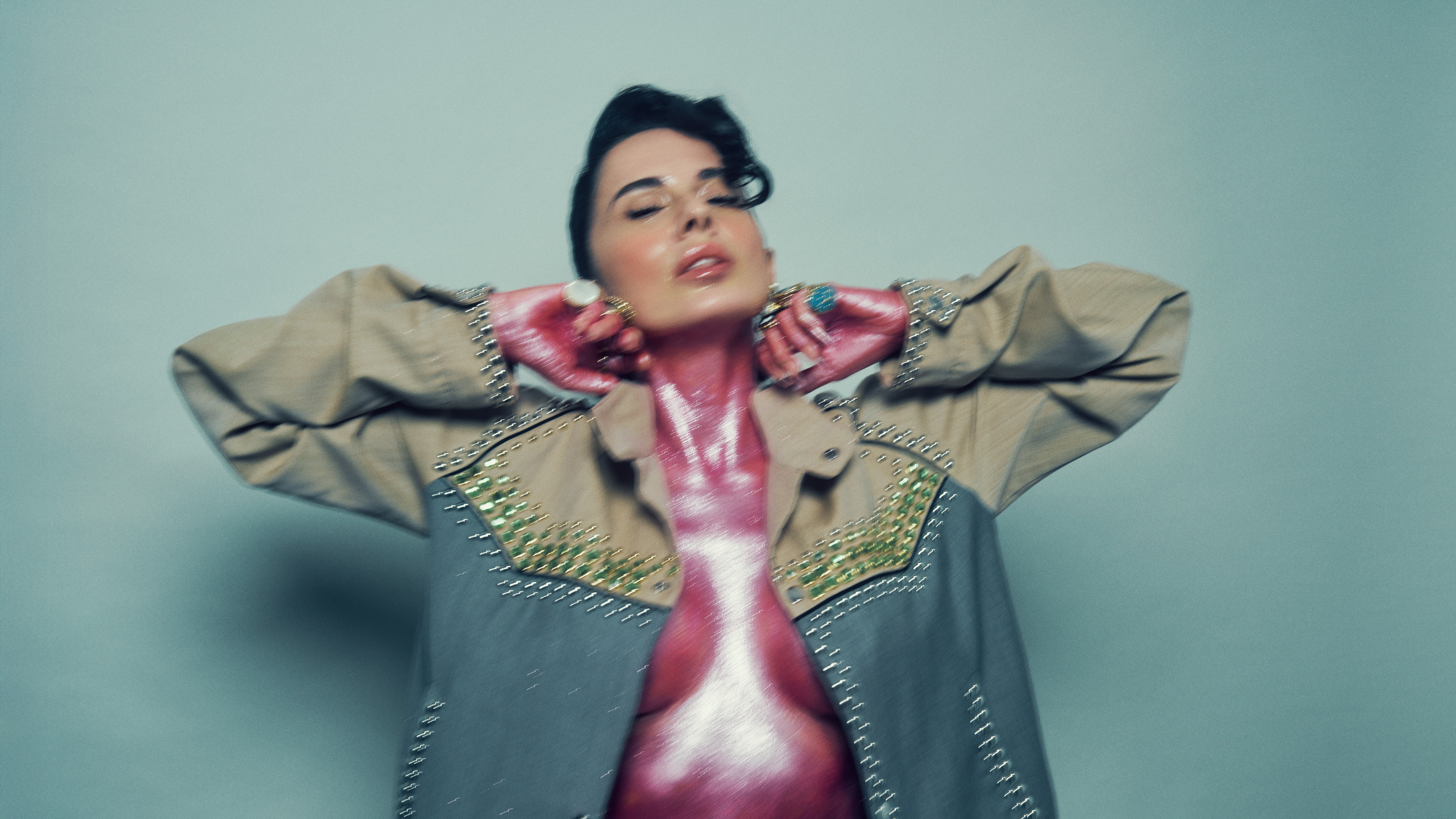 gli uomini possono anche fare i rutti ma noi donne se non abbiamo otto ottave di estensione e non cantiamo come la sirenetta non veniamo considerate l8217amara considerazione di paola iezzi