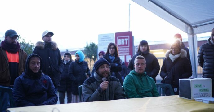 La vittoria degli operai dell’appalto di Brt dopo 8 giorni di sciopero per contratti e condizioni di lavoro: “Trovato l’accordo”