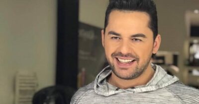 Copertina di È morto Shpat Kasapi, il cantante albanese ha avuto un infarto e si trovava in Italia. L’ex moglie disperata: “Come spiego a nostro figlio che non ci sei più?”