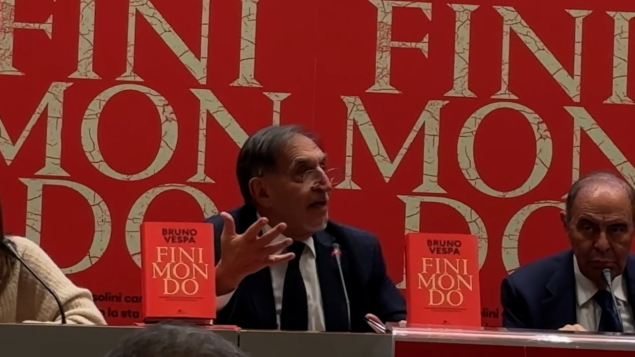 La Russa sul ddl stupro: “Cambia poco, è più una bandiera”. Ma garantisce: “Meloni non fa nessun passo indietro”