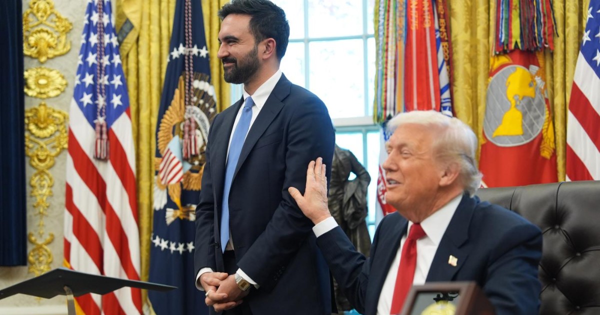 “Trump è un fascista?”: pochi hanno capito il significato del siparietto con Mamdani alla Casa Bianca