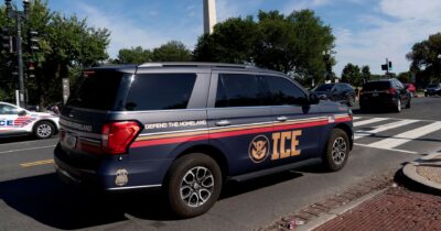 Copertina di Pure la portavoce della Casa Bianca ha guai con l’Ice