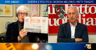 Copertina di Scontro Severgnini-Travaglio. “La Russia non avanza, è ferma al Donbass”. “Avevi detto che sarebbe arrivata a Lisbona. Deciditi”. Su La7