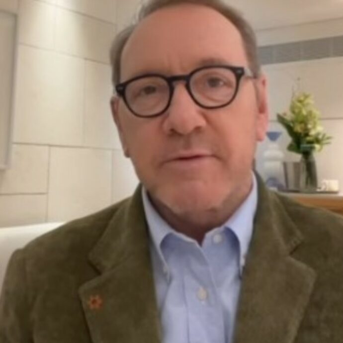 “Non sono un barbone come ha scritto il Telegraph per fare click”, lo sfogo di Kevin Spacey
