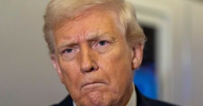 Copertina di Trump aggredisce verbalmente un’altra giornalista: “Fai queste domande solo perché sei una persona stupida”