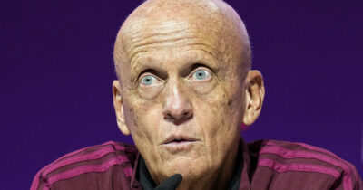 Copertina di “Non ricrescevano, a un certo punto mi fecero fare una sorta di test per vedere l’effetto”: la rivelazione di Collina sull’alopecia