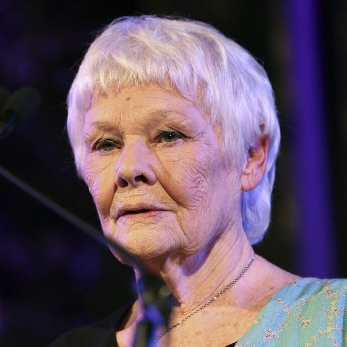 “Sono senza speranza, non ci vedo più. La demenza non cancella solo i ricordi, ma può anche portare via l’identità, i legami e il futuro”: Judi Dench si sfoga