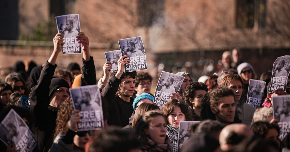 Vescovo, pastore valdese, Anpi, Cgil, cittadini in piazza: Torino si mobilita contro l’espulsione dell’imam decisa da Piantedosi. Lettera inviata a Mattarella