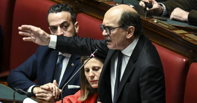 Ladri e scippatori liberi, la destra blocca la proposta M5s per abolire la Cartabia sull’obbligo di querela. Conte: “Assurdo”