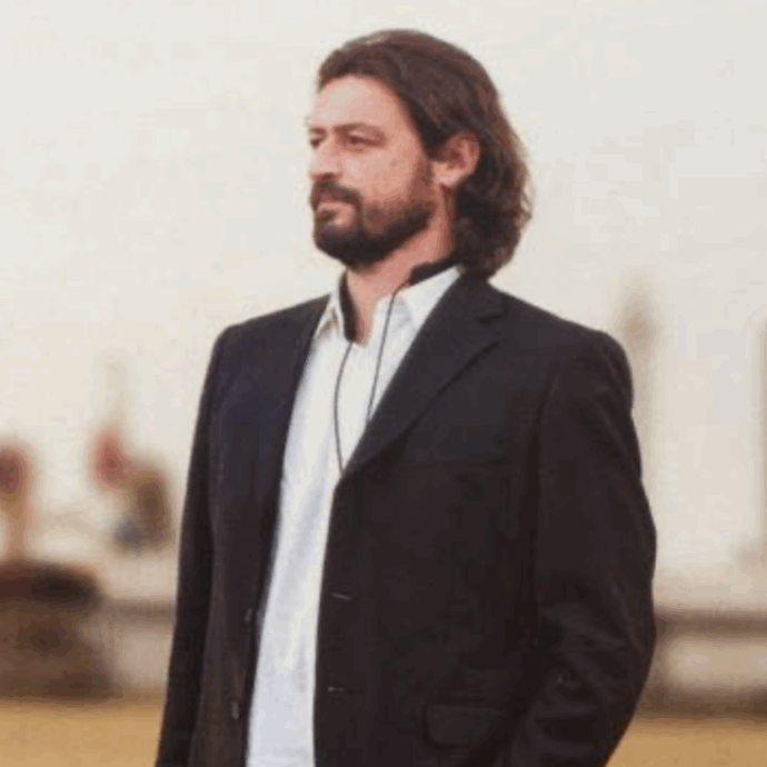 È morto Alessandro Tomei, era il sassofonista di Claudio Baglioni. L’artista lo ricorda: “Ci mancheranno il canto sublime del tuo strumento e il tuo bel sorriso”