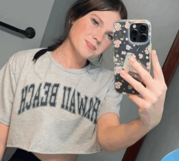 “Anna Kepner fu asfissiata meccanicamente da altre persone”: si riapre il giallo sulla morte della ragazza in crociera con la famiglia