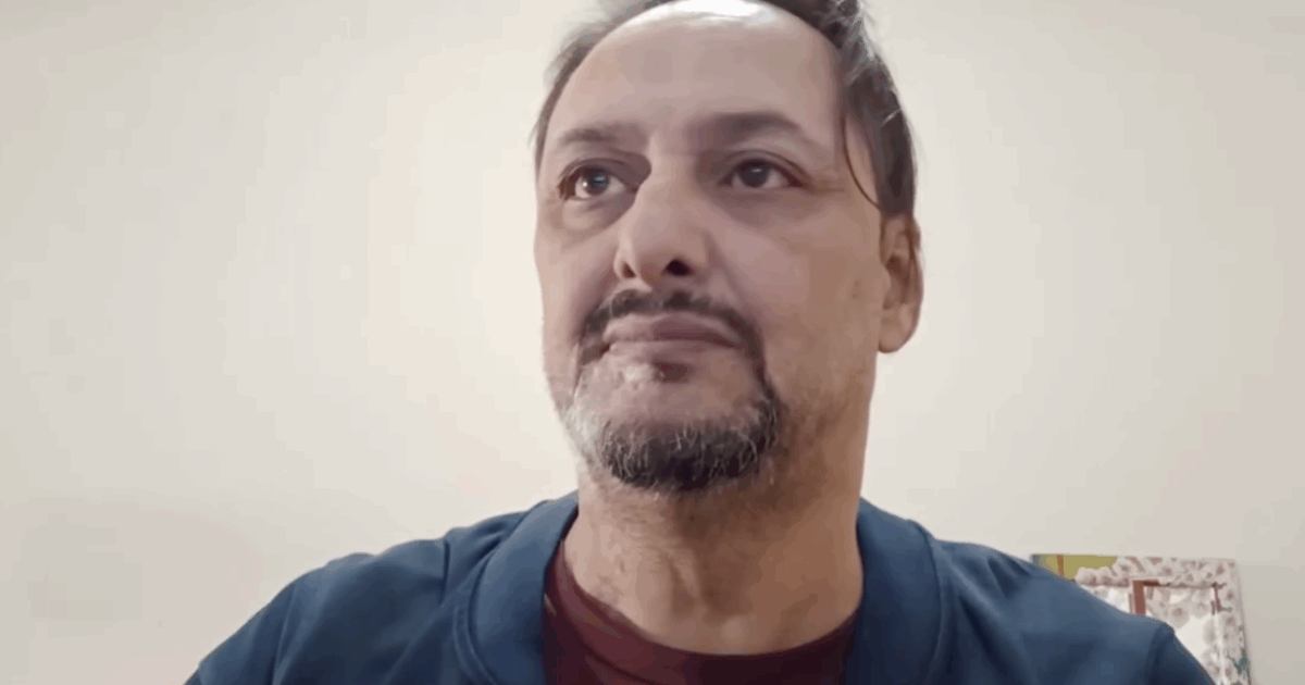 È morto Tony Germano, era il doppiatore delle produzioni animate Netflix e Nickelodeon. La tragedia è avvenuta in casa, ha perso l’equilibrio ed è precipitato