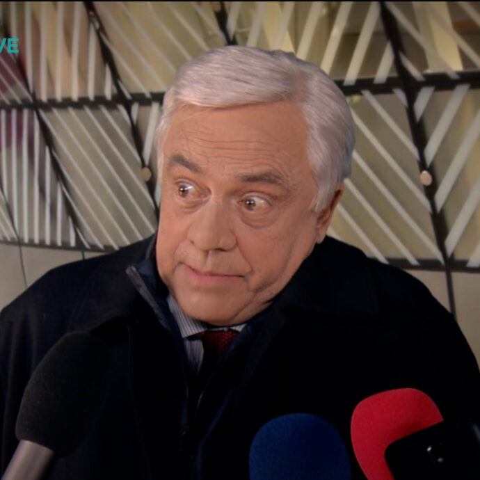 “Il Ponte sullo Stretto ci serve per difenderci dai cinesi per salvarci dall’odore di fritto”: Crozza-Tajani e la visione della sicurezza “molto ampia”