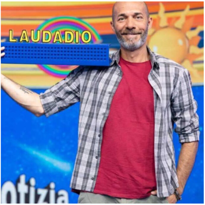 “Striscia la notizia” in prima serata su Canale 5 a gennaio con cinque speciali. Gli inviati Max Laudadio e Stefania Petyx lasciano il tg satirico