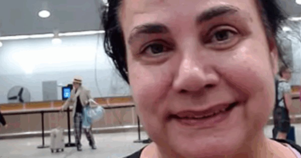 “Una donna corrispondente alla signora Ann Evans ha fatto check-in sul lato francese dell’isola”: colpo di scena sulla turista scomparsa dalla crociera ai Caraibi