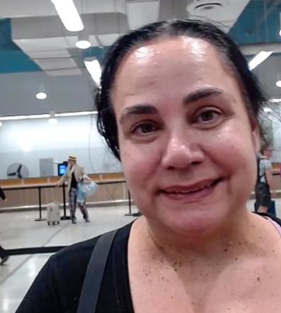 “Una donna corrispondente alla signora Ann Evans ha fatto check in sul lato francese dell’isola”: colpo di scena sulla turista scomparsa dalla crociera ai Caraibi