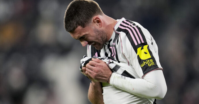 Juve, Vlahović infortunato: cos’è successo e quanto dovrà restare fuori. È il momento di David e Openda?