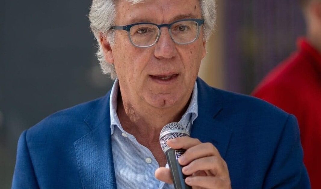 Campania, Fico pensa a Siani in giunta. Legalità o Sanità: le ipotesi per il fratello del cronista ucciso dalla camorra Campania, Fico pensa a Siani in giunta. Legalità o Sanità: le ipotesi per il fratello del cronista ucciso dalla camorra