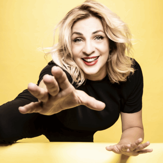 “Sono sieropositiva da 23 anni. Immaginatemi a letto con lui che clicca sul sito del Ministero della salute e cercare informazioni. Addio pensiero sexy”: così Elena Di Cioccio