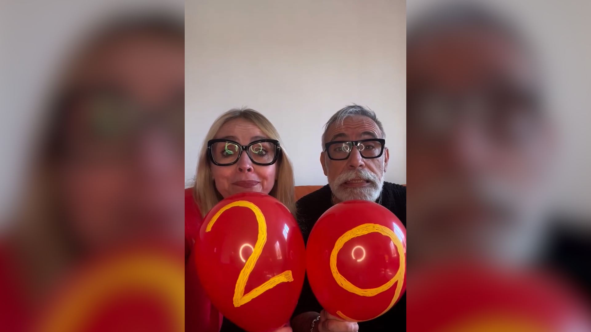 Conti annuncia i big di Sanremo 2026, i Jalisse esclusi per la 29esima volta: e loro reagiscono (con ironia) sui social – Video