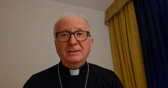 Copertina di Imam a rischio espulsione, l’appello del vescovo di Pinerolo: “Assurdo, non si può condannare una persona per un’opinione. Mobilitiamoci”