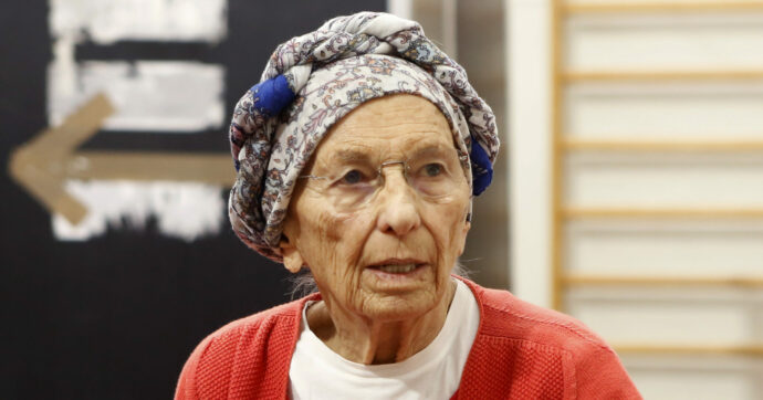 Emma Bonino ricoverata in terapia intensiva per problemi respiratori