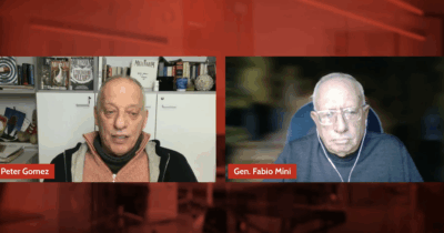 Copertina di Ucraina, dai piani di pace alla guerra ibrida: rivedi la diretta con Peter Gomez e Fabio Mini