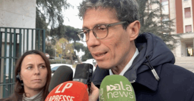 Copertina di Emma Bonino, Magi all’uscita dall’ospedale: “È provata, ma vigile e cosciente”