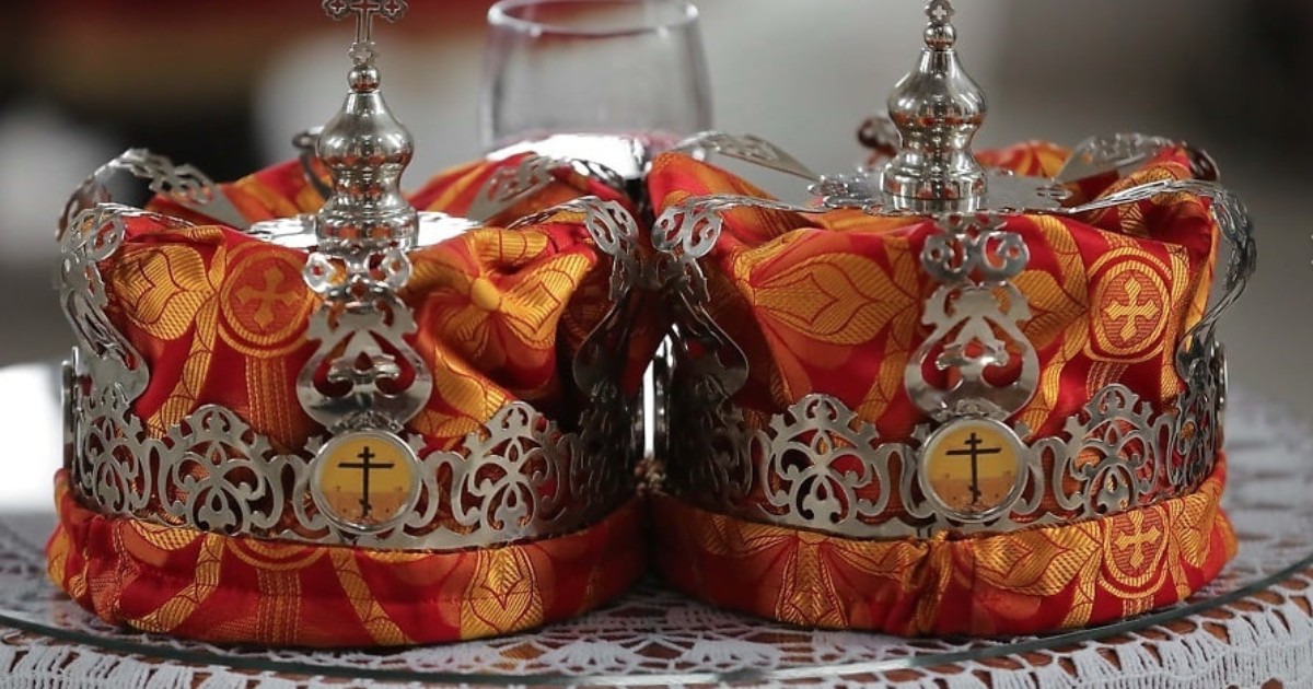 Le fiabe di Andersen sono ancora di attualità: solo il bimbo che svela la nudità del re potrà redimerci Le fiabe di Andersen sono ancora di attualità: solo il bimbo che svela la nudità del re potrà redimerci