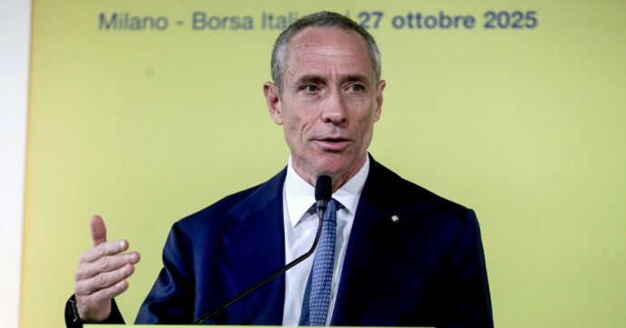 Poste Italiane prepara un nuovo affondo su Tim, ma senza Opa