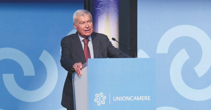 Camere di Commercio: Urso dà lo stipendio ai pensionati