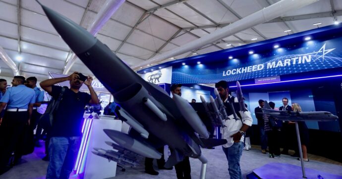 Armi, ricavi record per le aziende: 5,9%. “L’Ucraina è volàno”