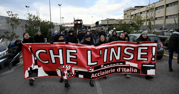 Ex Ilva, riparte la protesta: gli operai di Genova in piazza