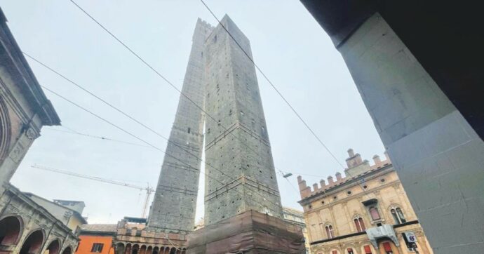 Bologna, per salvare la Torre degli Asinelli si valutò anche di far saltare la Garisenda