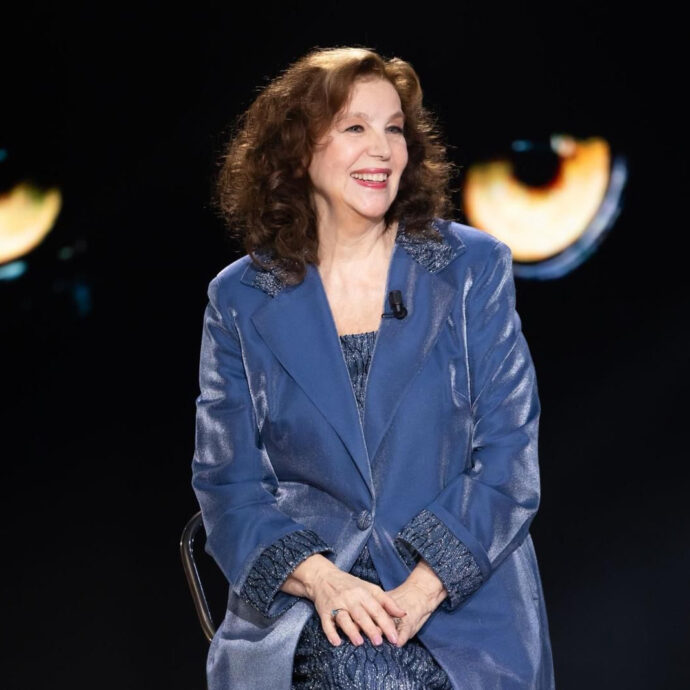 “Ho fatto l’amore con Gino Paoli in cima alla Basilica San Pietro, sulla scala verso la cupola. Mi ha svezzata, anche lui era esuberante”: lo rivela Stefania Sandrelli